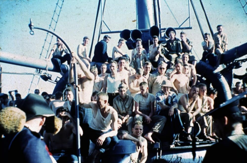 File:American soldiers aboard the U.S.S. Republic on the way to Brisbane, 1941.png