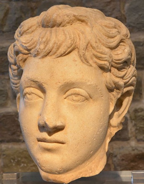 File:Bust of Commodus.JPG