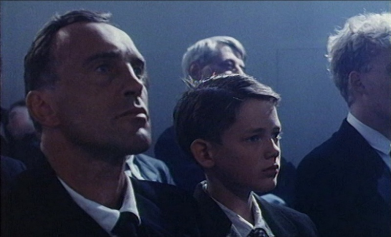 File:Voor een verloren soldaat 18m52s 944x572.jpg