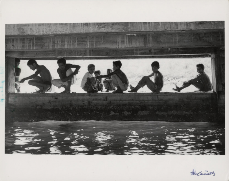 File:Manuel Carrillo - Boys on Wall at Water's Edge.png