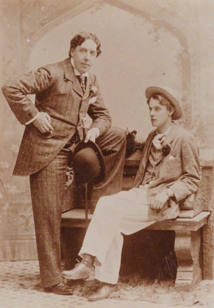 File:Oscar Wilde and Alfred Douglas, 1893.jpg