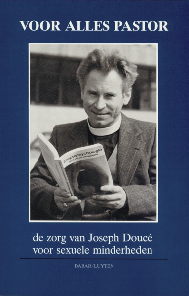 File:Voor alles pastor (1993 omslag) 529x827.jpg
