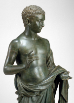 Thumbnail for File:Bronze statue of an aristocratic boy (detail).png